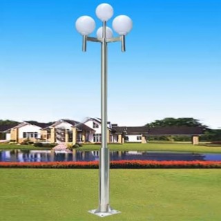 Trụ đèn sân vườn DH/INOX 3+1 CAU THUY TINH